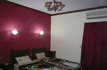 King Tut Hostel El El Cairo Exterior foto
